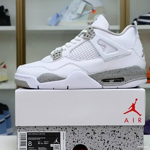 JORDAN RETRO 'WHITE OREO' Kimikick 4 AIR 0522